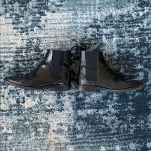 Everlane Chelsea Boot